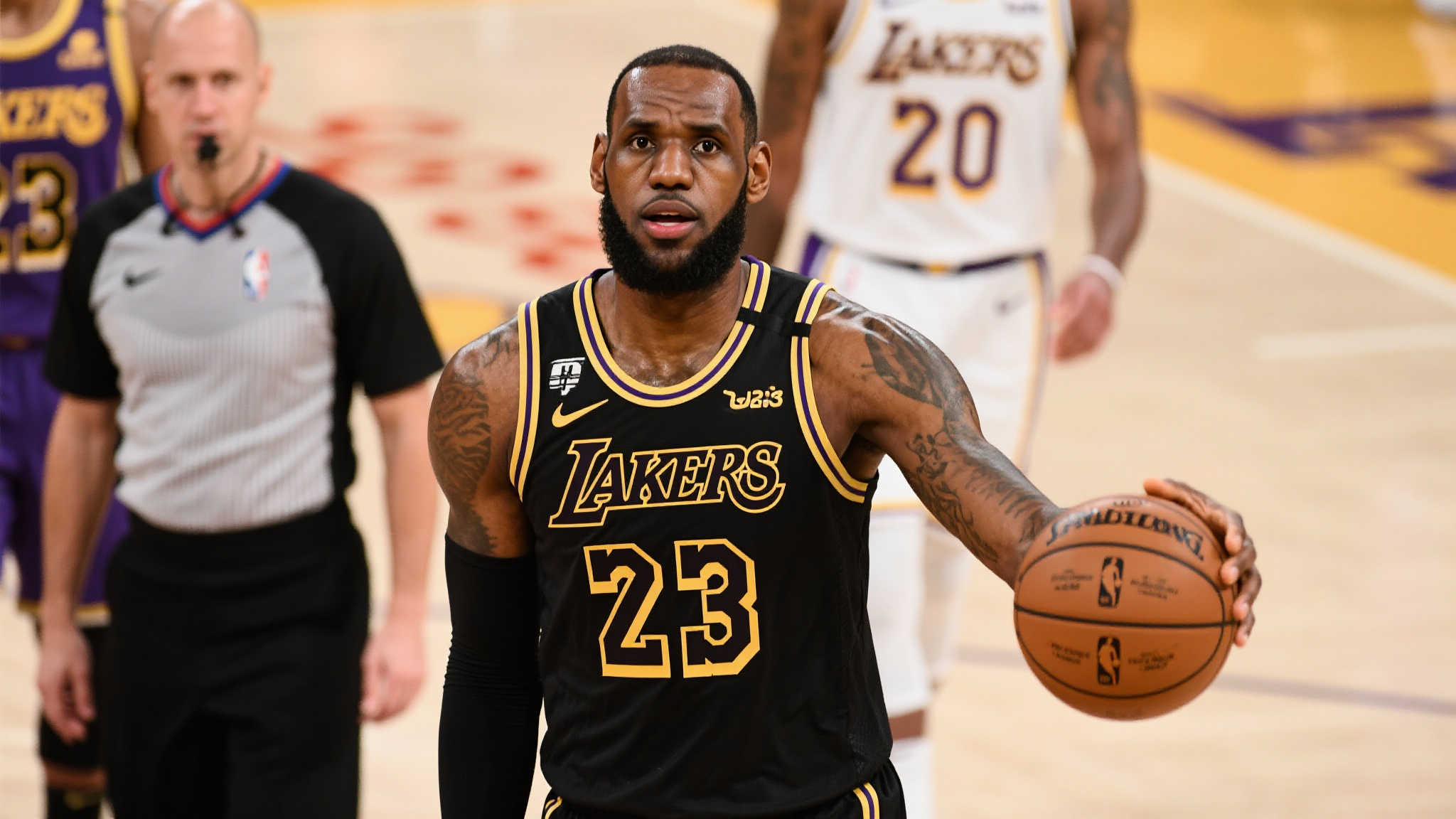 2022-23赛季中，詹姆斯超越贾巴尔成为NBA历